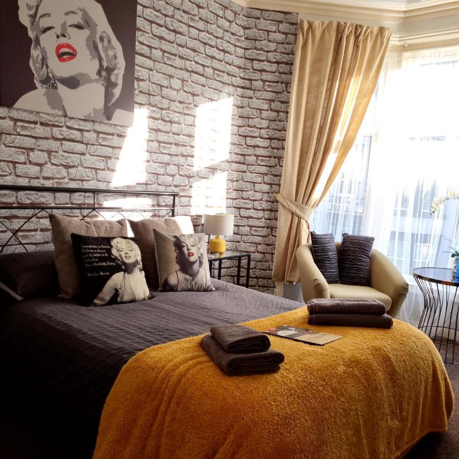 Lynbar Hotel 黑潭 外观 照片